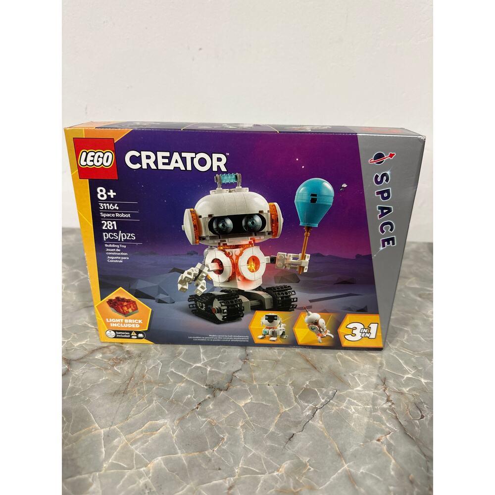 LEGO Creator 3 in 1 Space Robot - Robot, Spaceship or Robot Dog 31164 - Picture 2 of 5